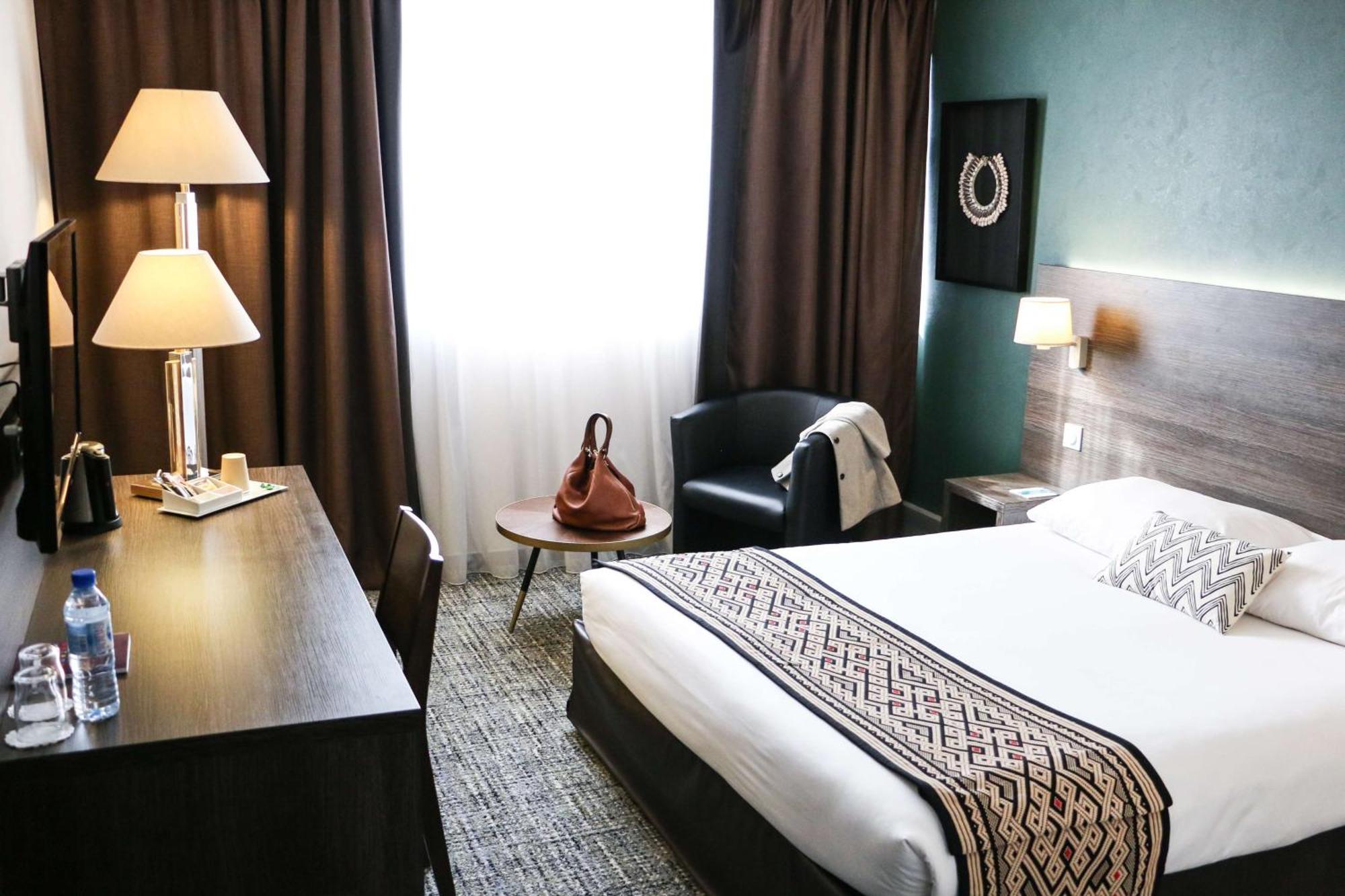 לה טור-דה-סלבאני Best Western Plus Hotel Admiral מראה חיצוני תמונה